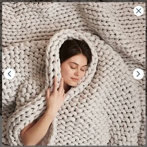 Bearaby Weighted Blanket